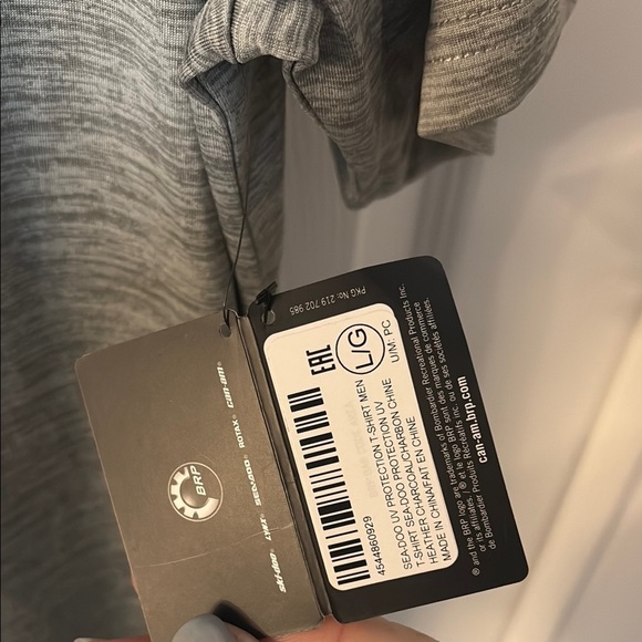 UV protection Gray Short Sleeve Tee Athletic Comfort - Picture 3 of 3